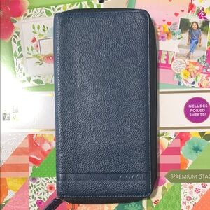 Coach Blue Leather Organizer with zipper